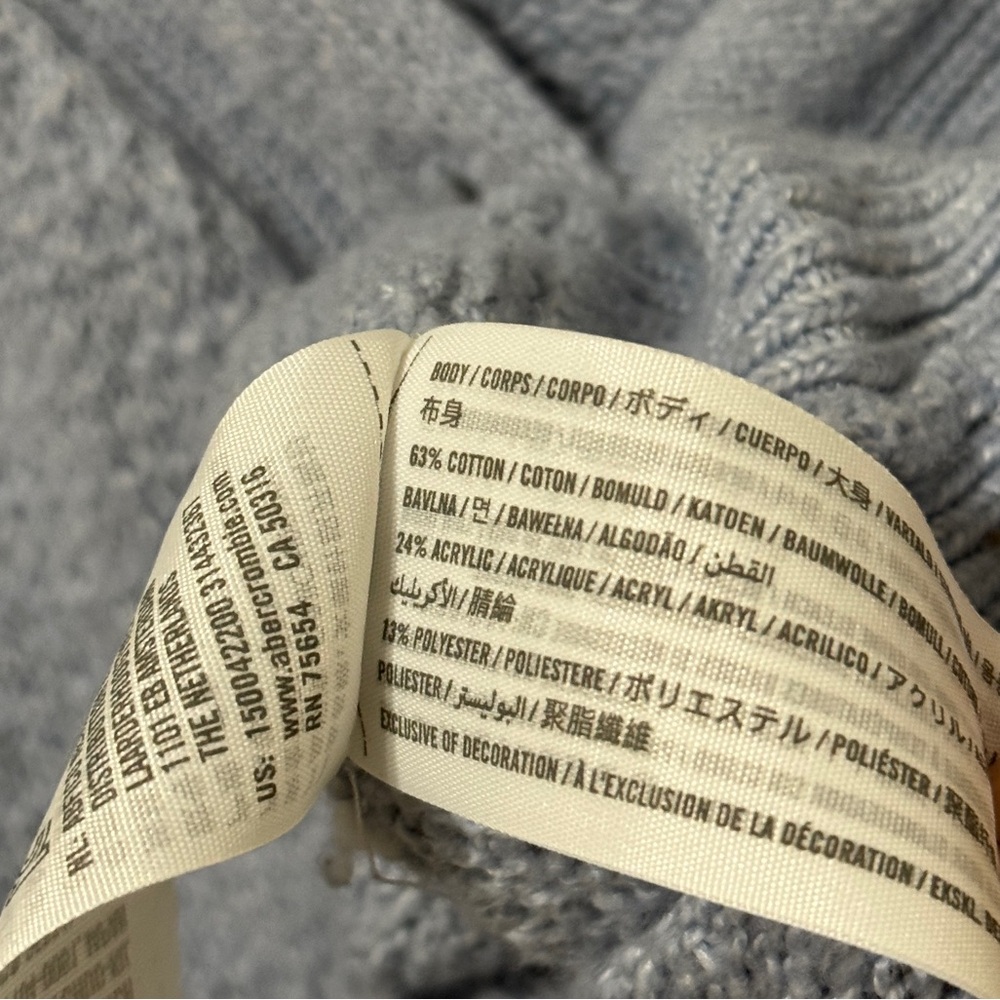 Abercrombie & Fitch Cardigan Size Large Blue Button Up  Lightweight Knit Sweater - Picture 6 of 8